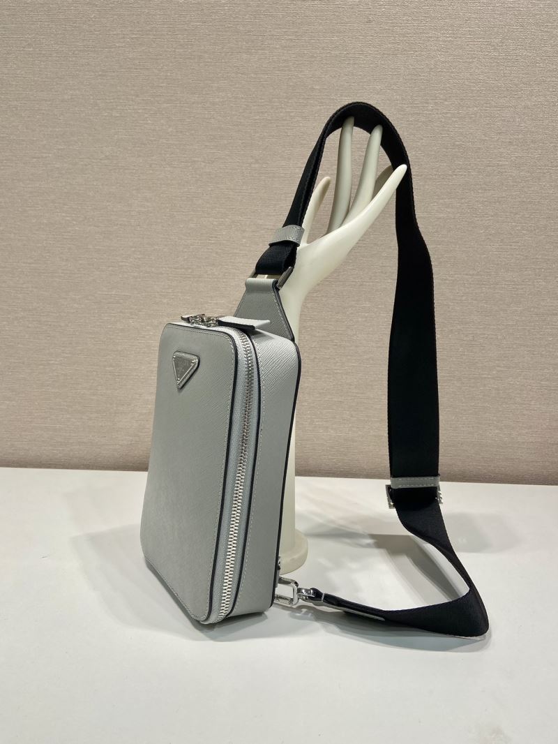 Pra*a waist chest packs